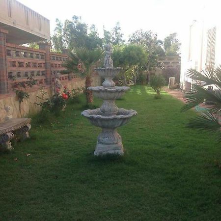 Su Suergiu Villa San Giovanni Suergiu Bagian luar foto
